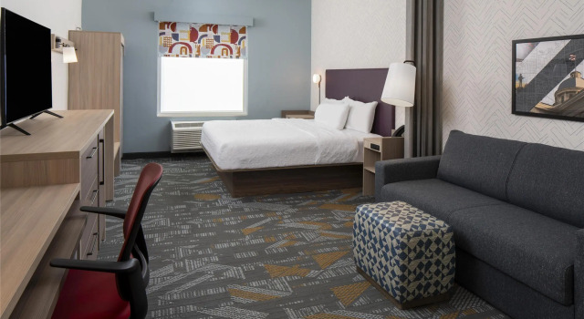 Двухместный люкс Home2 Suites By Hilton Montgomery Downtown