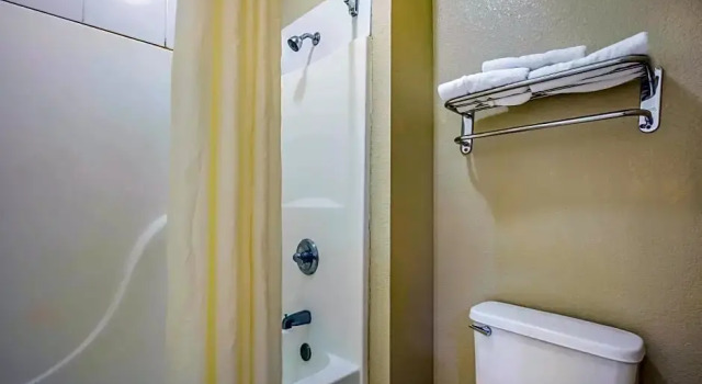 Шестиместный люкс Econo Lodge Inn & Suites Horn Lake - Southhaven