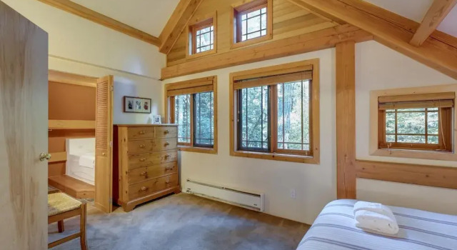 Mt. Baker Lodging Cabin 45 (Sleeps 6), Book Hotel 3-stjernede hoteller i Glacier, 3*
