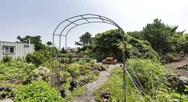 Seogwipo Seongsan Lie Pension, Забронировать Отель Отели Согвипхо с парковкой, Парковка