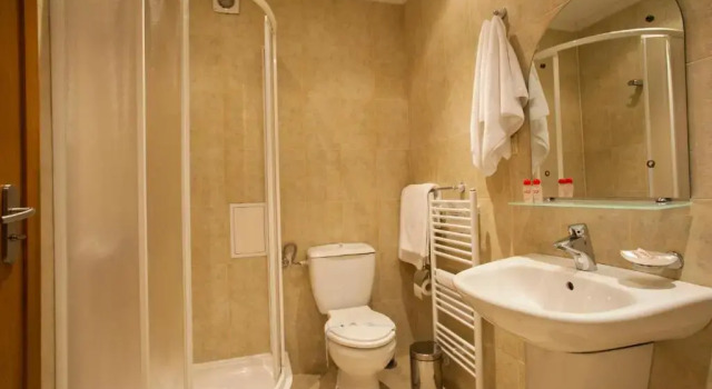 Полулюкс Hotel Intelcoop