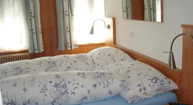 Hotel Hirschen, Prenota Hotel Reichenburg 