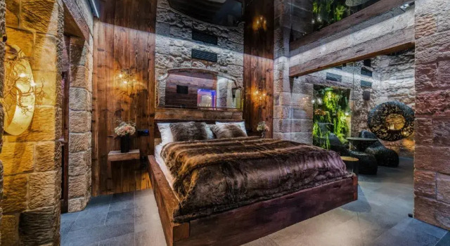 Номер Deluxe RESORT KOVÁRNA - Frýdštejn - stylové ubytování, luxusní wellness, zážitková restaurace