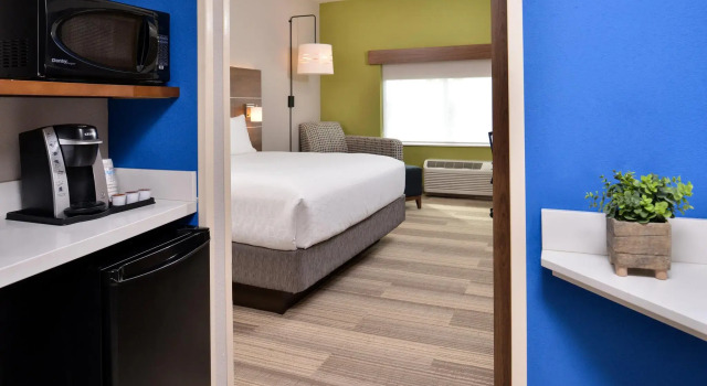 Двухместный номер Standard Holiday Inn Express Melbourne West by IHG