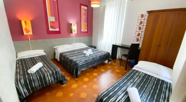Четырёхместный номер Standard Roma Room Hotel