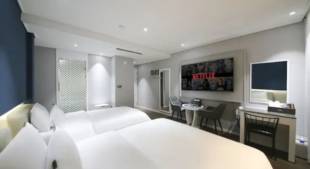 Двухместный номер Standard с видом на озеро Seosan Hound Hotel