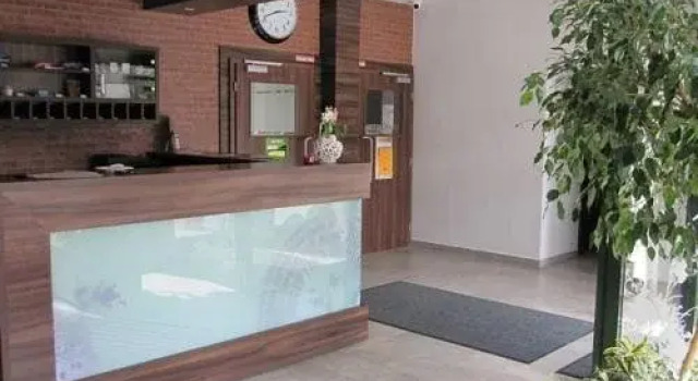 F - Team Hotel, Rezervovat Hotel Hotely v Žilinský kraj s parkováním, Parkování