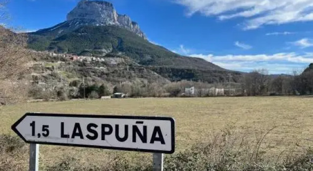 Apto La Lucana-Ordesa-Laspuña, Book Apartment Hotels in Aragon with Parking, Parking