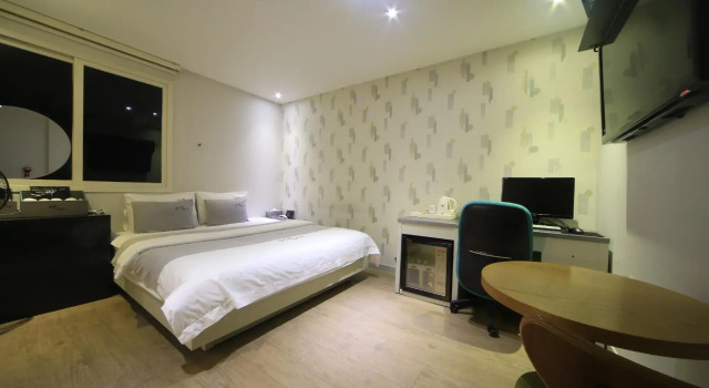 H-AVENUE Hotel Seomyeon Station