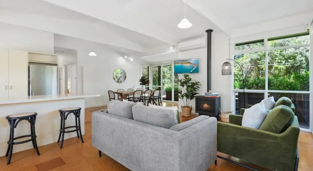 Spacious Coastal 4-Bed Steps from the Sand, Buchen Sie Ferienwohnung Sorrento Mornington-Halbinsel