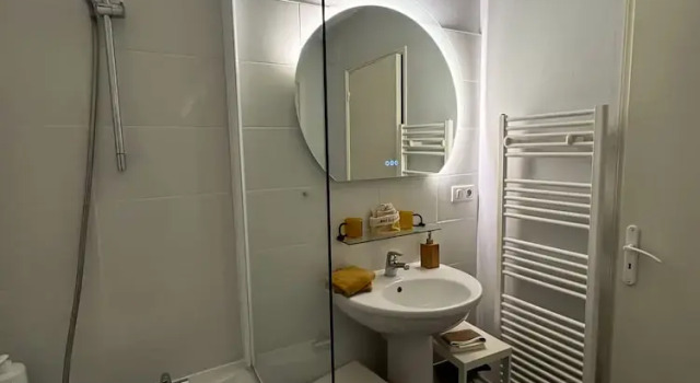 Двухместный номер Standard с балконом и с видом на сад Le Rez de Jardin Albi