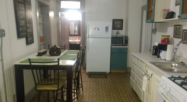 Вилла с 2 комнатами Beautiful Downtown Indy Guest Homes
