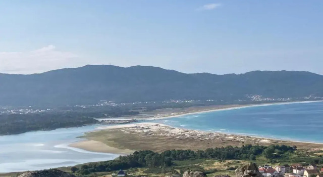 Апартаменты Apartamento con vistas al mar, playa de Carnota!