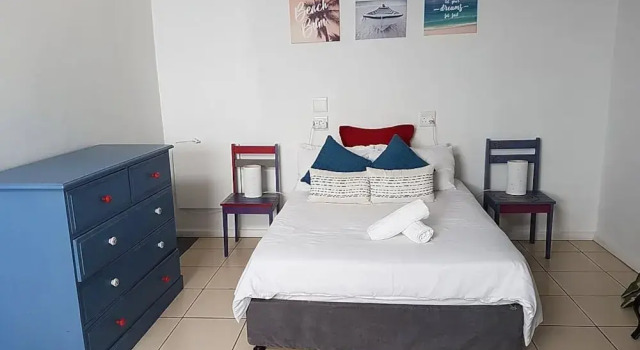 St Francis Bay Backpackers