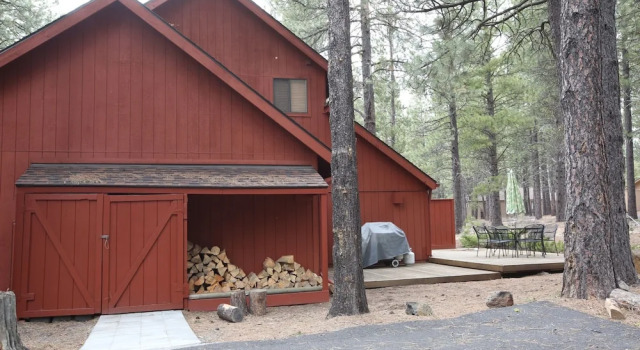 Pet-Friendly 8 Leisure Home features Private Hot Tub and Gas BBQ by RedAwning, Réserver Maison de vacances Cottages à Oregon, Cottage