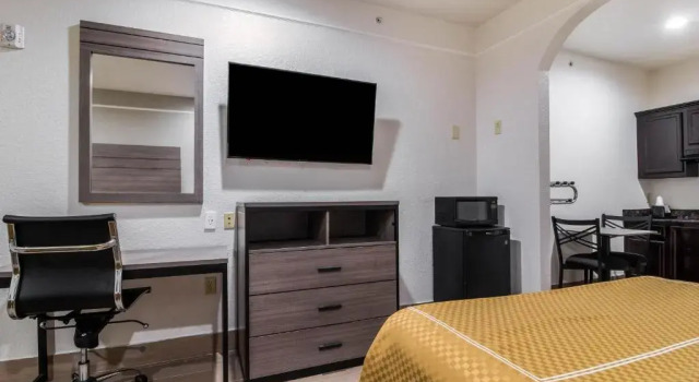 Номер Standard Scottish Inn and Suites Baytown Tx