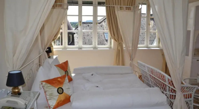 Семейный номер Standard с балконом Hotel Carinthia Velden