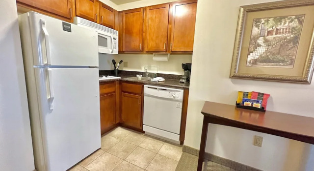 Номер Standard Staybridge Suites Detroit-Novi by IHG