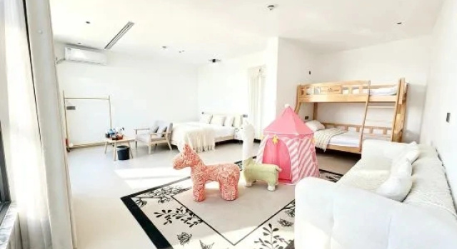 Семейный люкс с видом на море Sea Cloud Villa · Purple Voyage | Nereid Cloud Family Resort (Erhai Ecological Corridor Branch)
