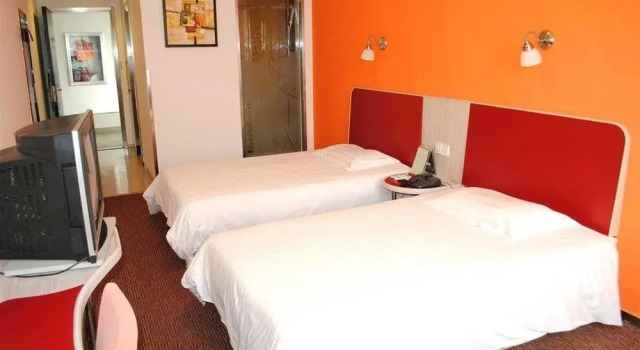 Motel 168 Jiu Yan Qian Inn, Prenota Motel Motel a Sichuan, Motel