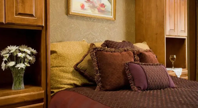 Номер Deluxe Berry Manor Inn