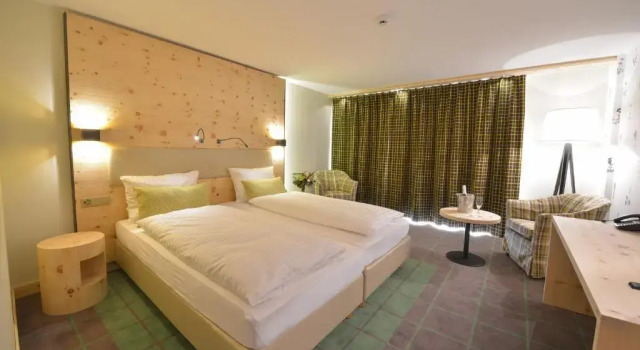 Двухместный номер Deluxe Цокольный этаж Alpenhotel Fleurs de Zermatt