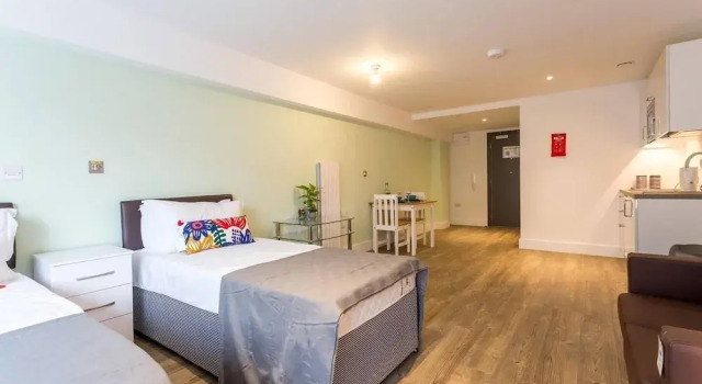 Brand new studio apartment in central Oldham, Забронировать Апартаменты/квартира Олдем Большой Манчестер
