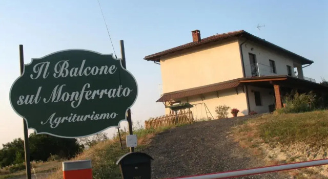 Il Balcone Sul Monferrato, Book Hotel Hoteller i Monferrato med parkering, Parkering