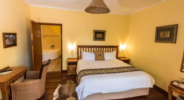 Номер Luxury French Lodge International
