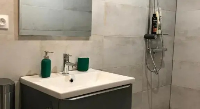 Studio Port Moderne HyperCentre Lumineux Climatisé, Забронировать Апартаменты/квартира Апартаменты Тулона, рядом с Galerie Michel Estades, Апартаменты/квартира