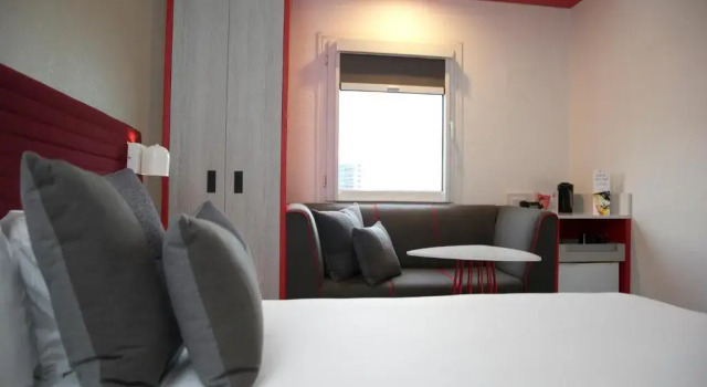 Двухместный номер Superior ibis Sydney Airport