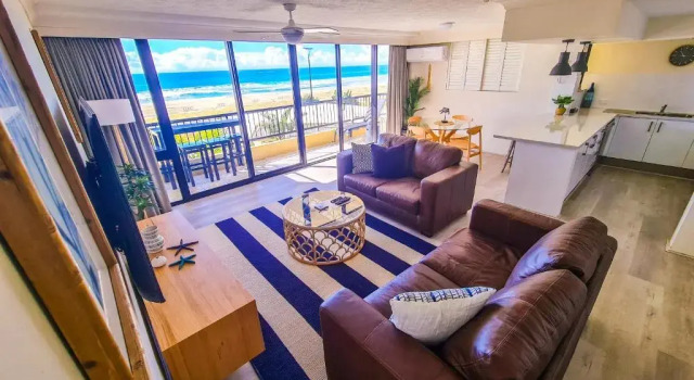 Апартаменты с 2 комнатами Pelican Sands Beach Resort