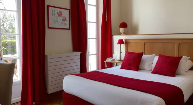Двухместный номер Comfort The Originals Relais, Hôtel St Laurent
