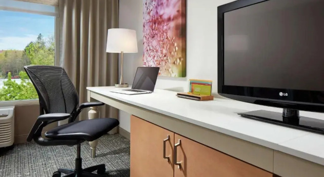 Двухместный номер Premium Hilton Garden Inn Portland Lake Oswego