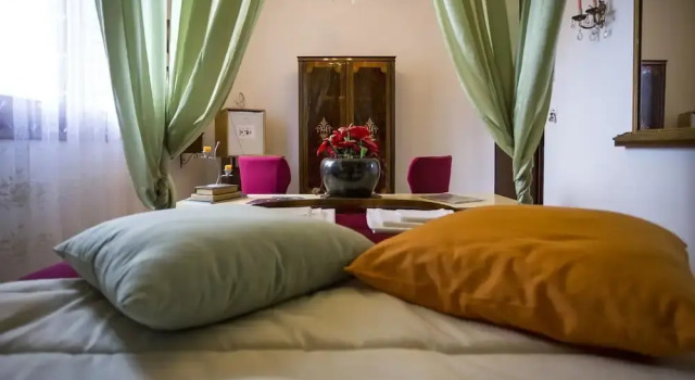 The Villa of Artists