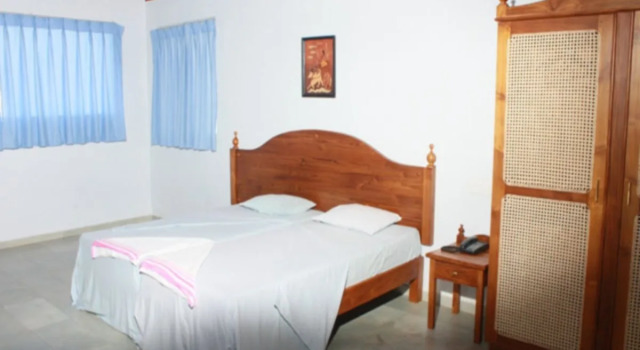 Roy Villa Beach Hotel