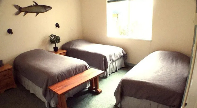 Reel Obsession Fishing Lodge Vancouver Island- All Inclusive, Prenota Hotel Zeballos 