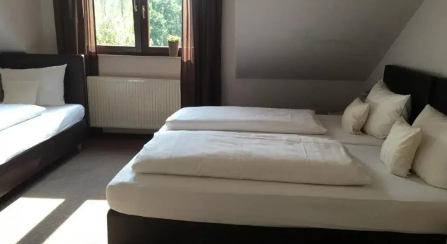 Трёхместный номер Standard Landhaus Hotel Göke