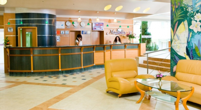 Hotel Magnolia, Забронировать Отель Отели Албена с бассейном, рядом с Аквапарк Албены, Бассейн