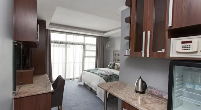 Двухместный номер Classic Blue Diamond Boutique Hotel