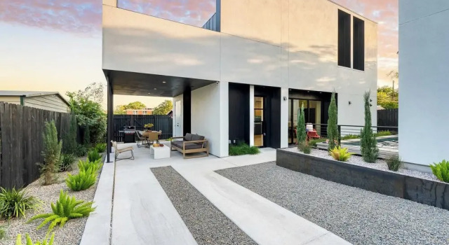Коттедж Modern East Austin Home w/ Pool, Near Downtown & Lady Bird Lake Casa 1803 by Avantstay