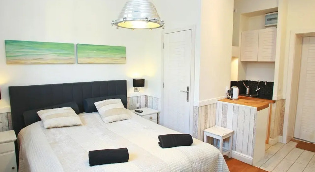 Sisters Lodge Hostel