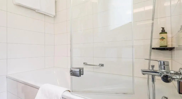 Двухместный номер Standard с балконом и с видом на горы BaseCamp Hotel