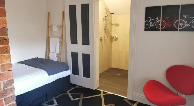 Двухместный номер Standard с балконом The Empire Hotel Deloraine