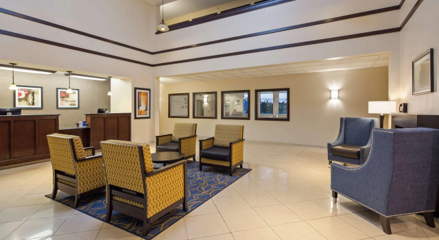 Best Western Plus Gas City, Rezerwuj Hotel Hotele w Gas City z parkingiem, Parking