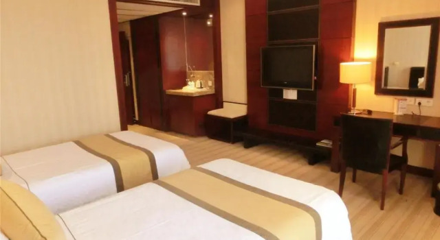 Двухместный номер Superior Guangzhou Baiyun International Convention Center LN Dongfang Hotel
