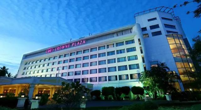 Номер Superior Crowne Plaza Chennai Adyar Park