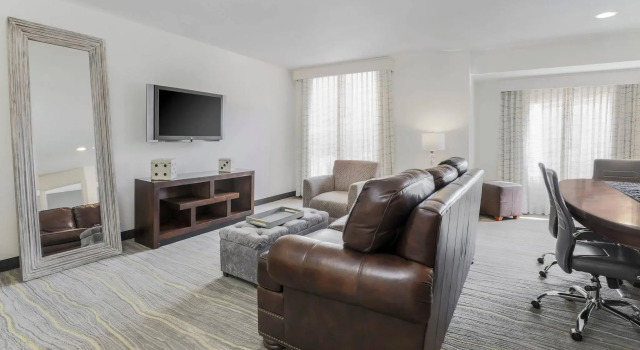 Люкс Presidential c 1 комнатой Residence Inn Phoenix Glendale Sports & Entertainment District