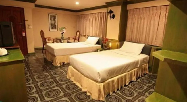 Двухместный номер Standard 13 Coins Ngamwongwan Hotel