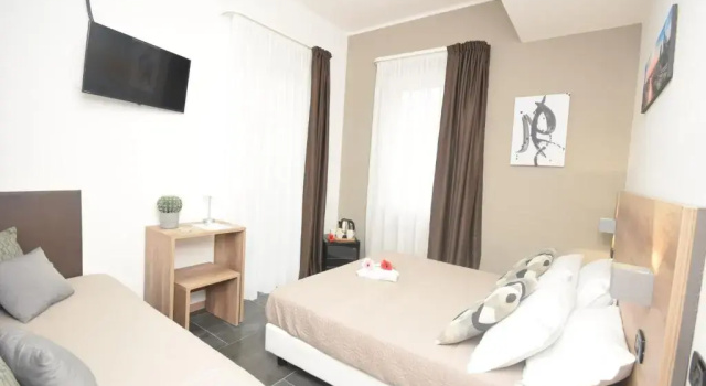 Трёхместный номер Standard Hotel apartments Crisvan